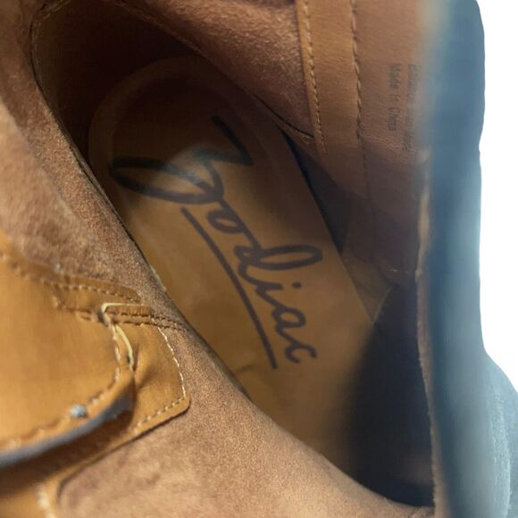 Zodiac Sammi Women's 8.5 M Gray Suede Leather Boot Bootie Western Buckle Accent - Picture 8 of 12